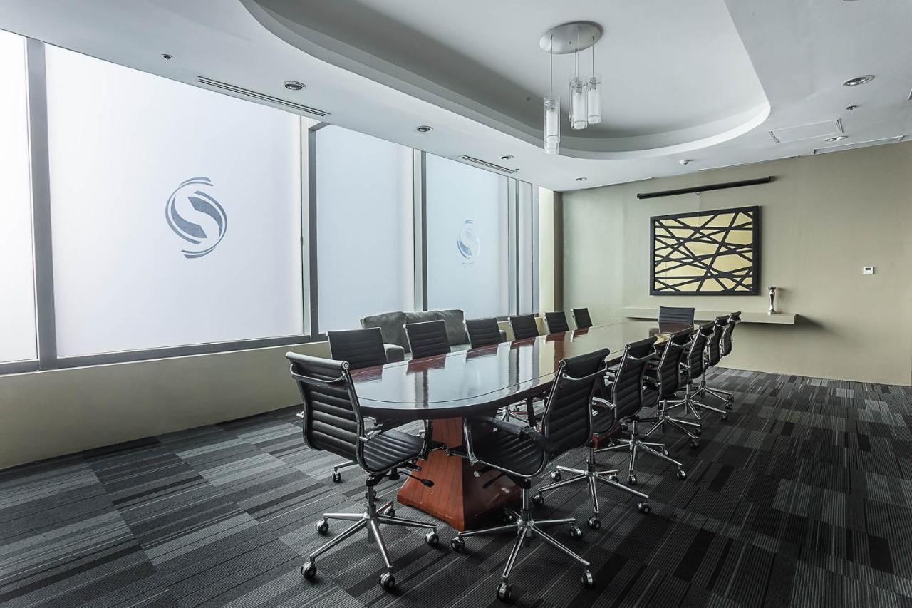 The Alpha Suites Makati City Ngoại thất bức ảnh