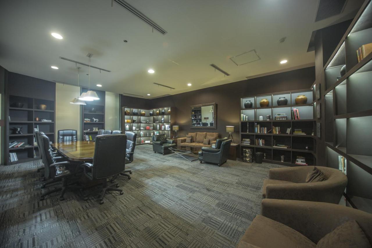 The Alpha Suites Makati City Ngoại thất bức ảnh